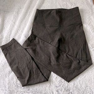 Lululemon Wunder Under leggings